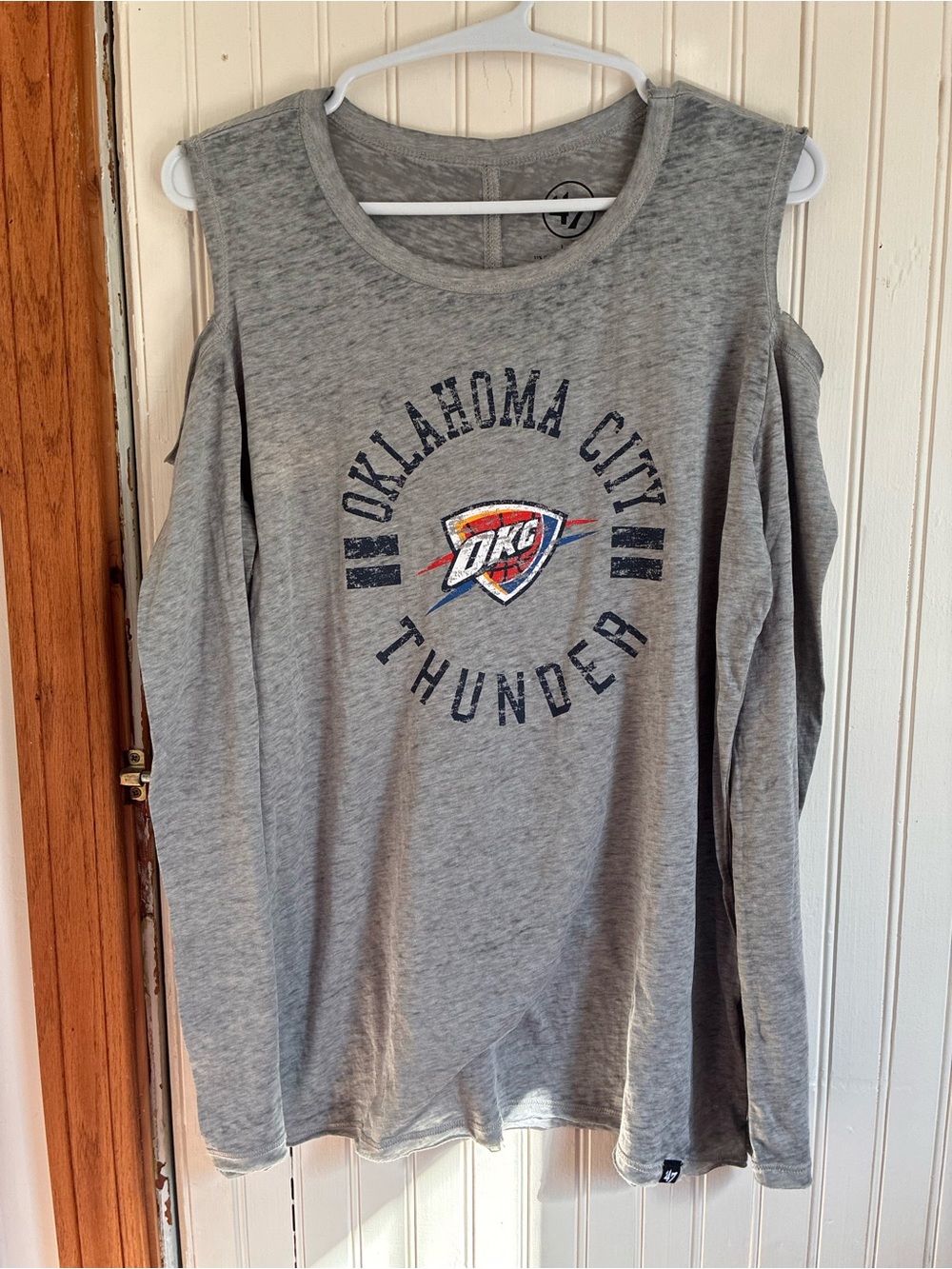 47 Brand Oklahoma City Thunder Gray Cold-Shoulder Long Sleeve Tee